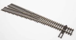 Walthers 948-10017, HO Scale Code 100 Nickel Silver DCC-Friendly #6 Turnout, Left Hand