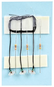 Miniatronics 72-315-03, HO Scale Old Fashioned Green & White Lamp Shades With 1.5 Volt Bulbs, Comes With Resistors, 3-Pack