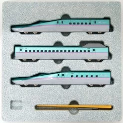 Kato 10-1663, N Scale Series E5 Shinkansen Hayabusa Basic 3-Car Set -Attack Train kato 10 1663 e5 shinkansen hayabusa 3 car set in foam box